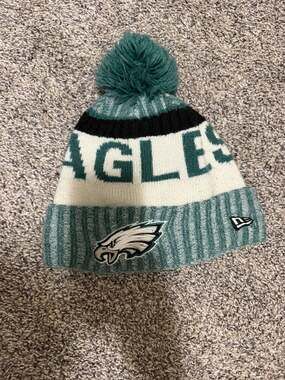 Philadelphia Eagles New Era NFL Sideline Sport Knit Beanie with Pom